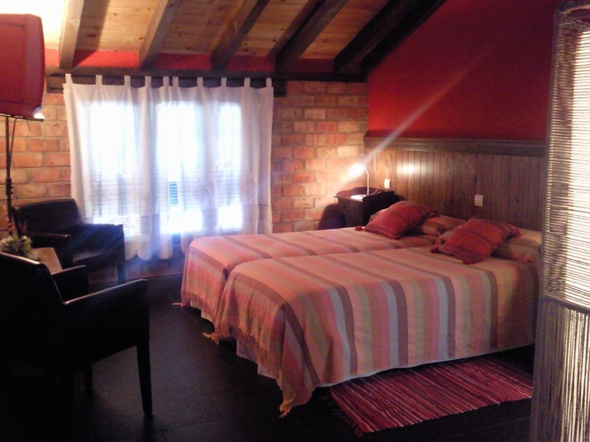 La Casona Del Abuelo Parra Hotel Villanueva De Los Infantes Luaran gambar